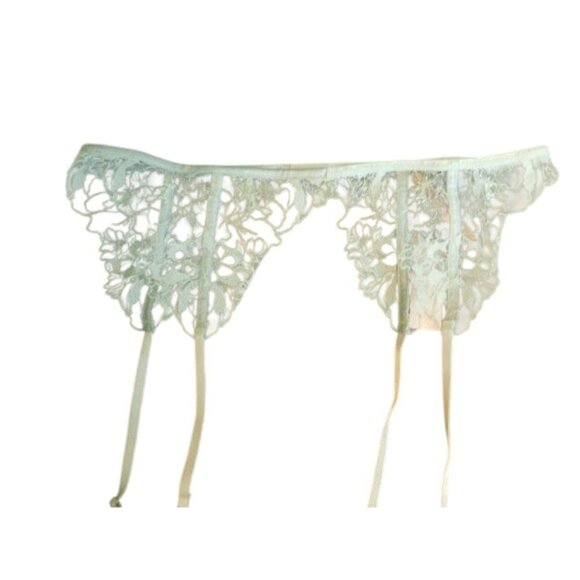 Victoria's Secret Size M/L Light Blue Lace Garter Belt NWT - Picture 2 of 2